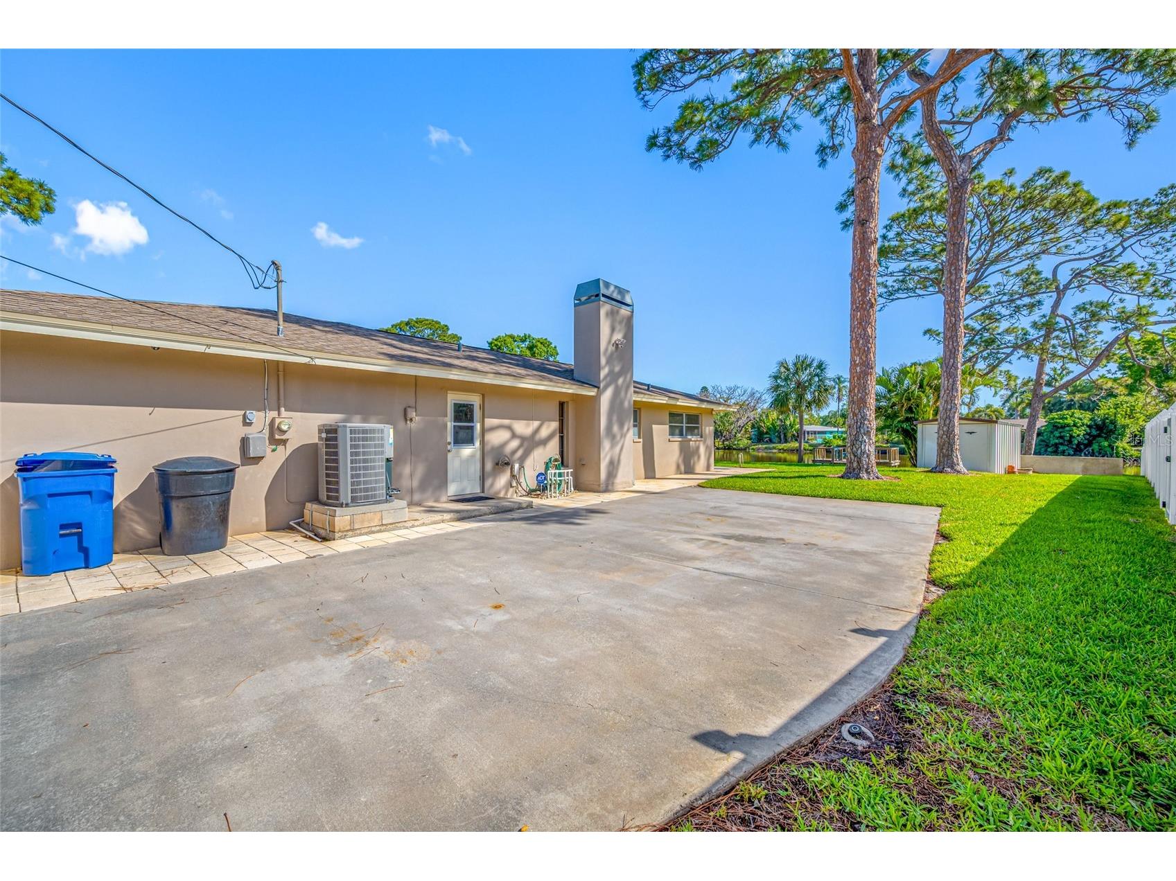 2515 Desoto Way S Saint Petersburg FL 33712 TB8493447 image7