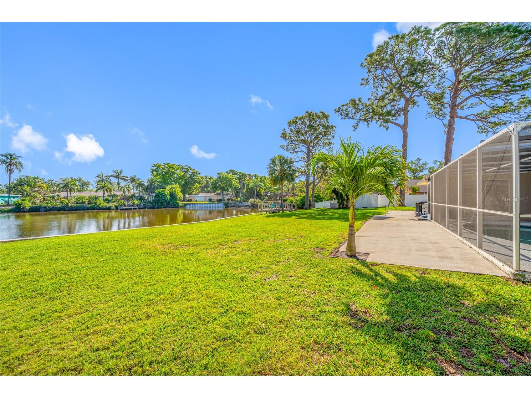 2515 Desoto Way S Saint Petersburg FL 33712 TB8493447 image71