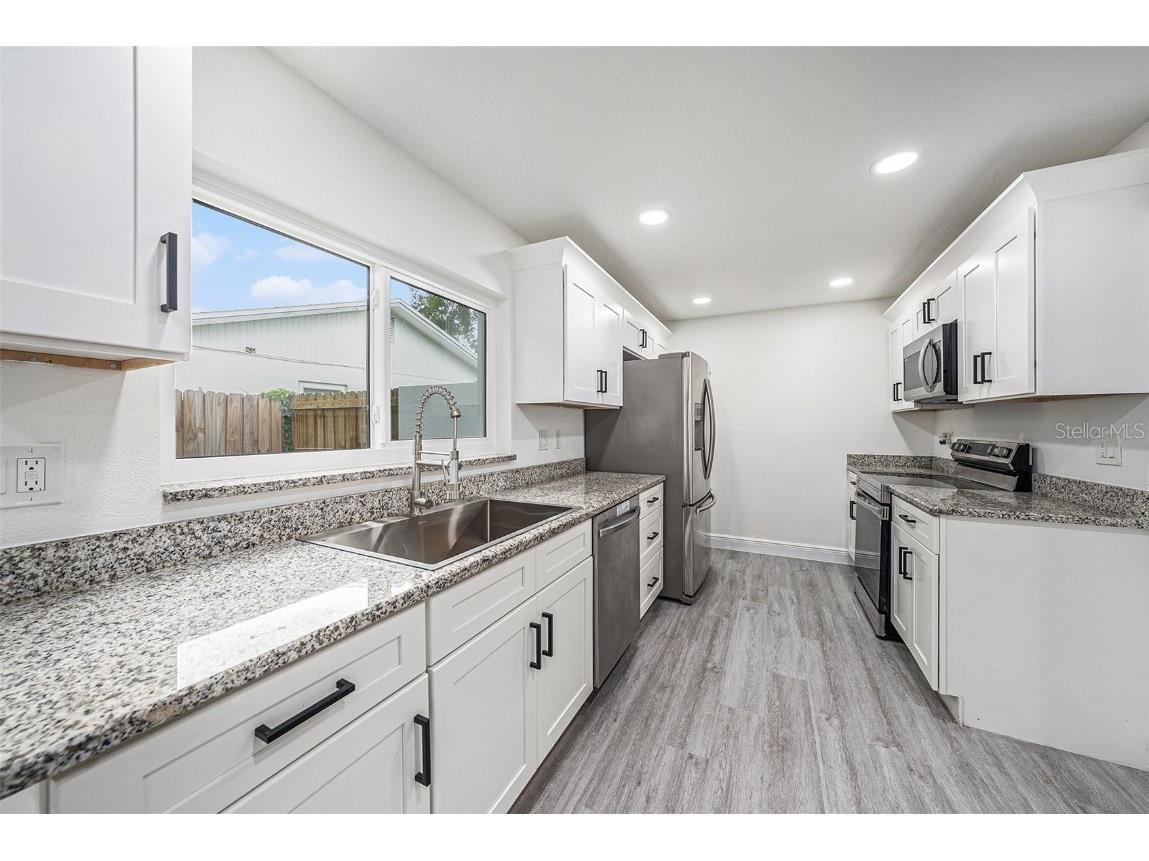 2515 Lake Ellen Circle Tampa FL 33618 TB8431013 image10