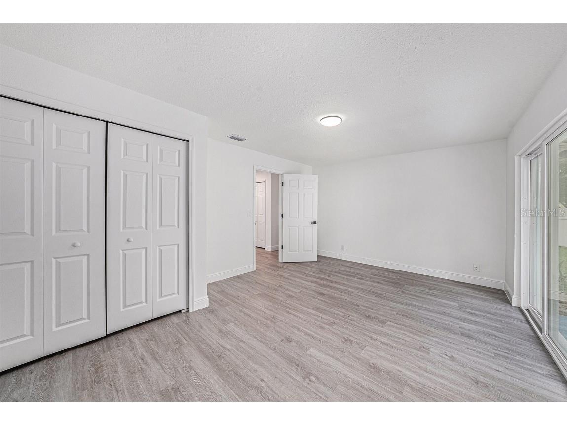 2515 Lake Ellen Circle Tampa FL 33618 TB8431013 image16