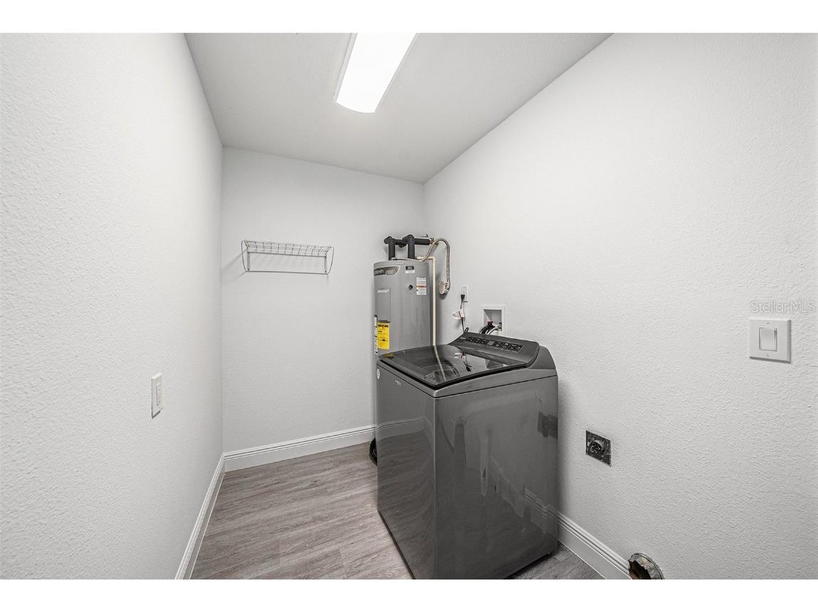 2515 Lake Ellen Circle Tampa FL 33618 TB8431013 image19