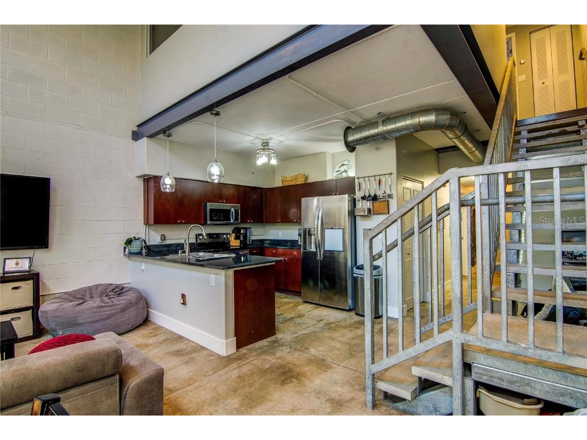 2515 SW 35th Place #208 Gainesville FL 32608 GC511302 image1