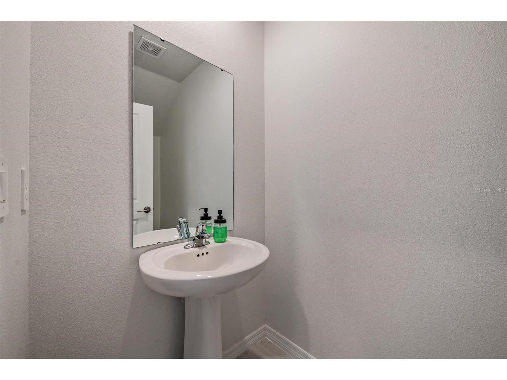 2515 Victorious Falls Avenue Plant City FL 33565 TB8512470 image17