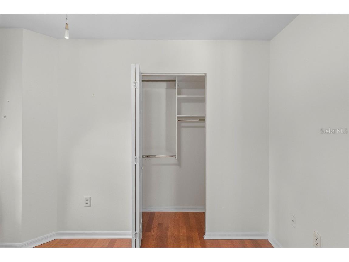 2515 W Kansas Avenue #E Tampa FL 33629 TB8430842 image27