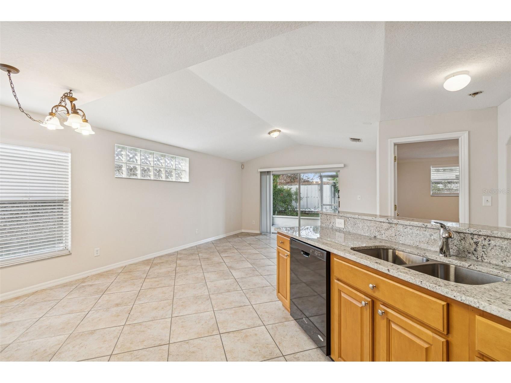 2515 W Leroy Street Tampa FL 33607 TB8462962 image18