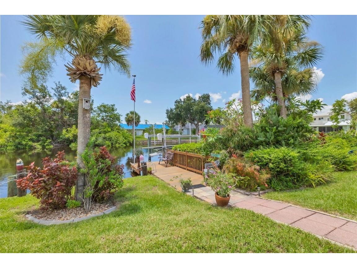 2516 Dixon Terrace Port Charlotte FL 33981 D6145205 image5