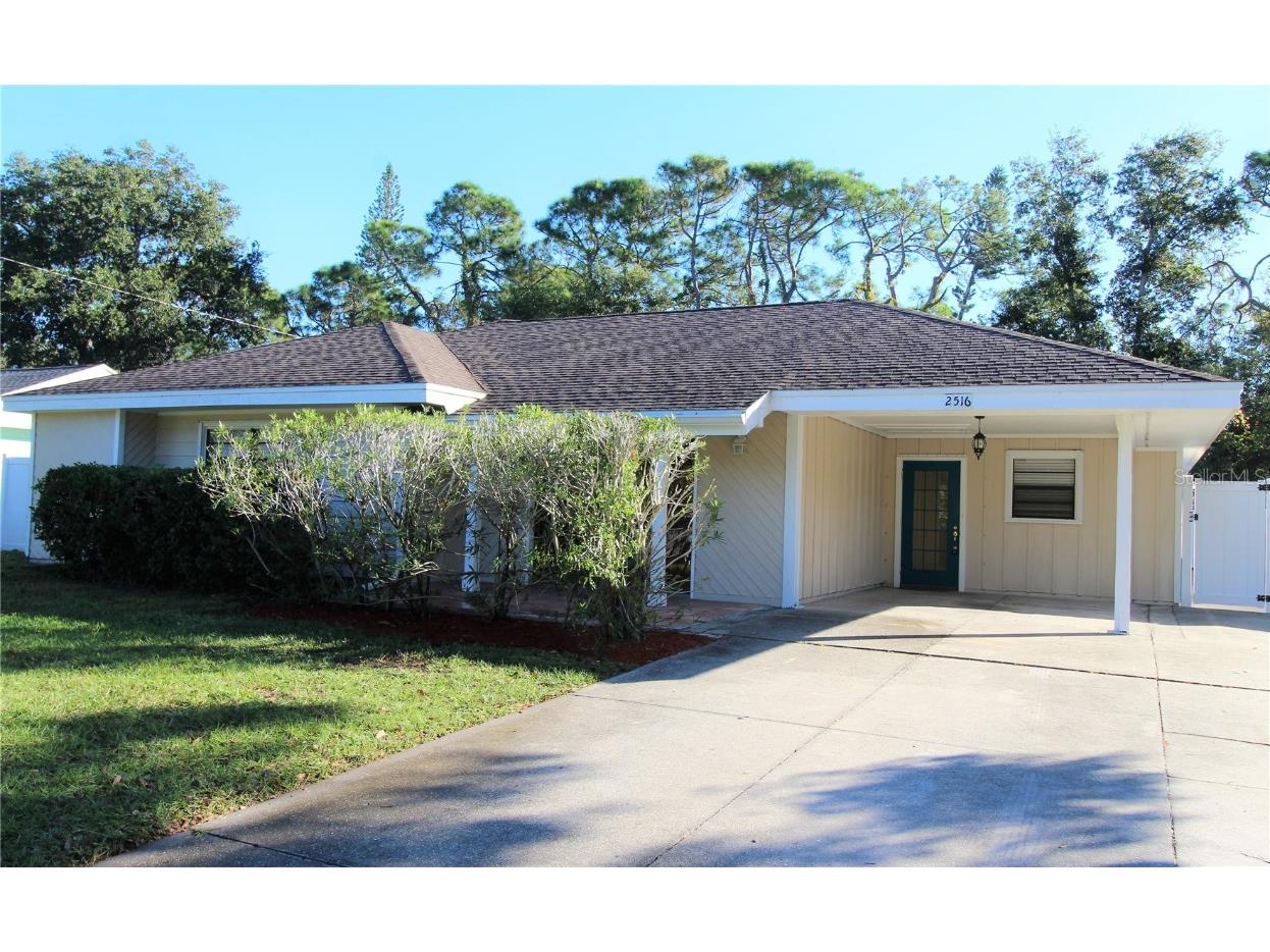 2516 E Milmar Drive Sarasota FL 34237 A4599216 image1