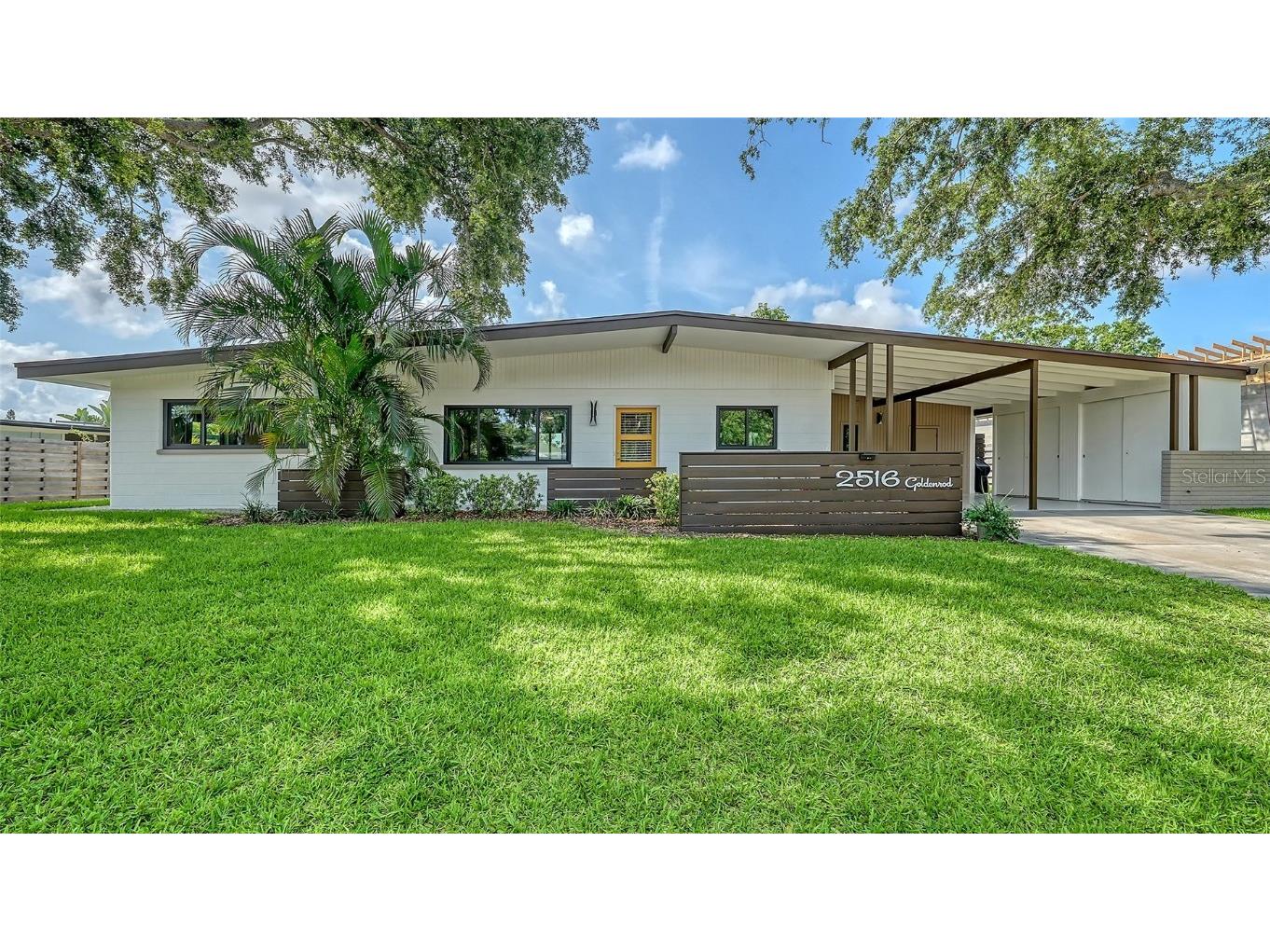 2516 Goldenrod Street Sarasota FL 34239 A4652718 image1
