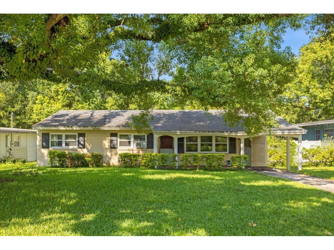 2516 Lake Wade Court Orlando FL 32806 O6142127 image1