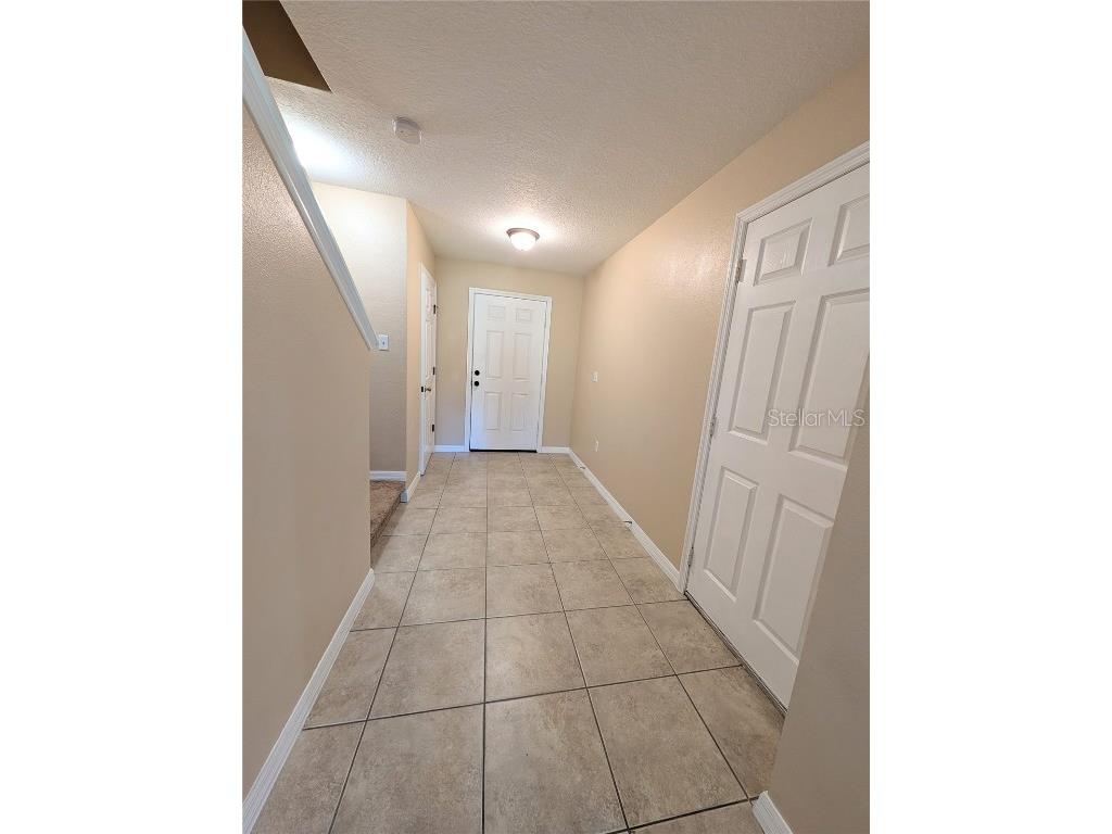 2516 Oleander Lakes Drive Brandon FL 33511 TB8431683 image3