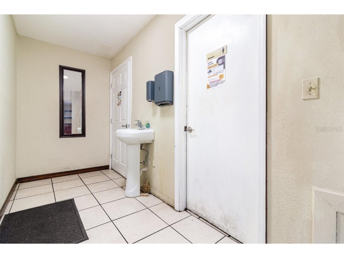 2516 Sanford Avenue Sanford FL 32773 O6364458 image15