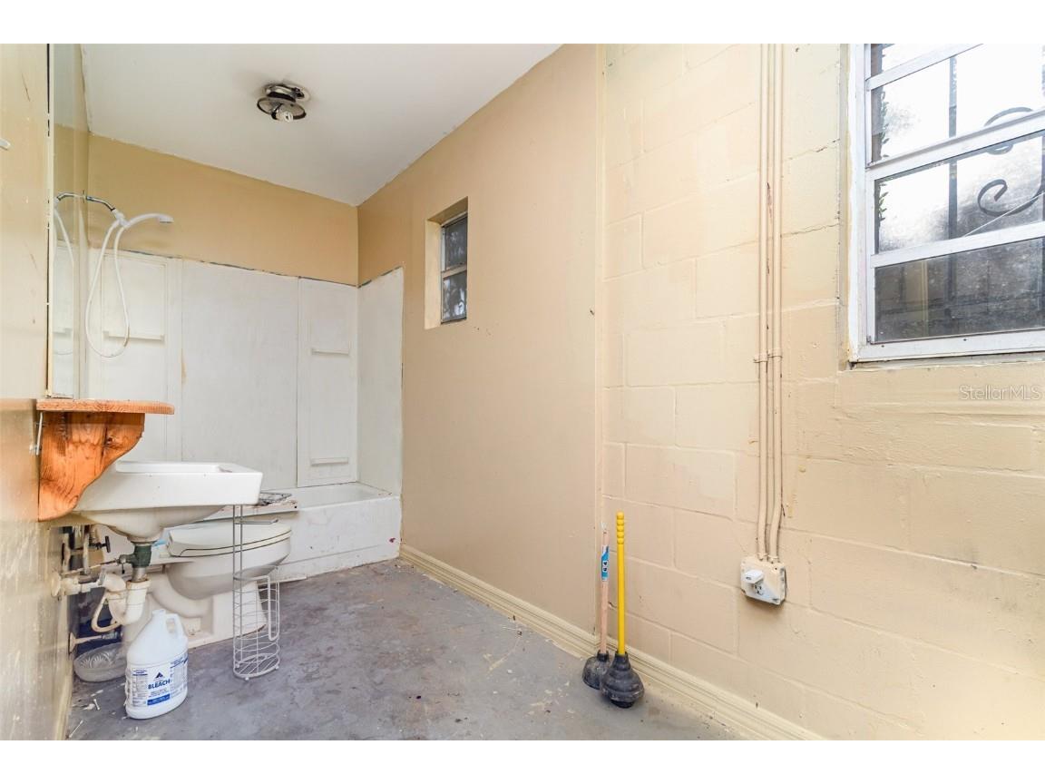 2516 Sanford Avenue Sanford FL 32773 O6364458 image26