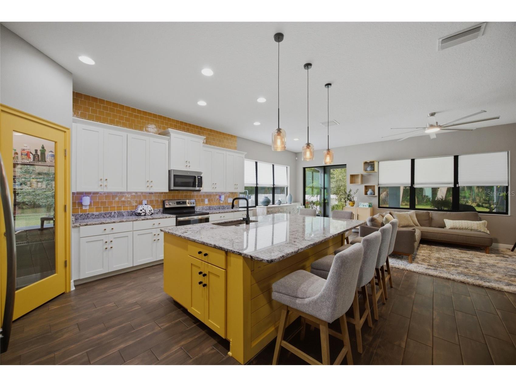 2516 W Curtis Street Tampa FL 33614 TB8529730 image10