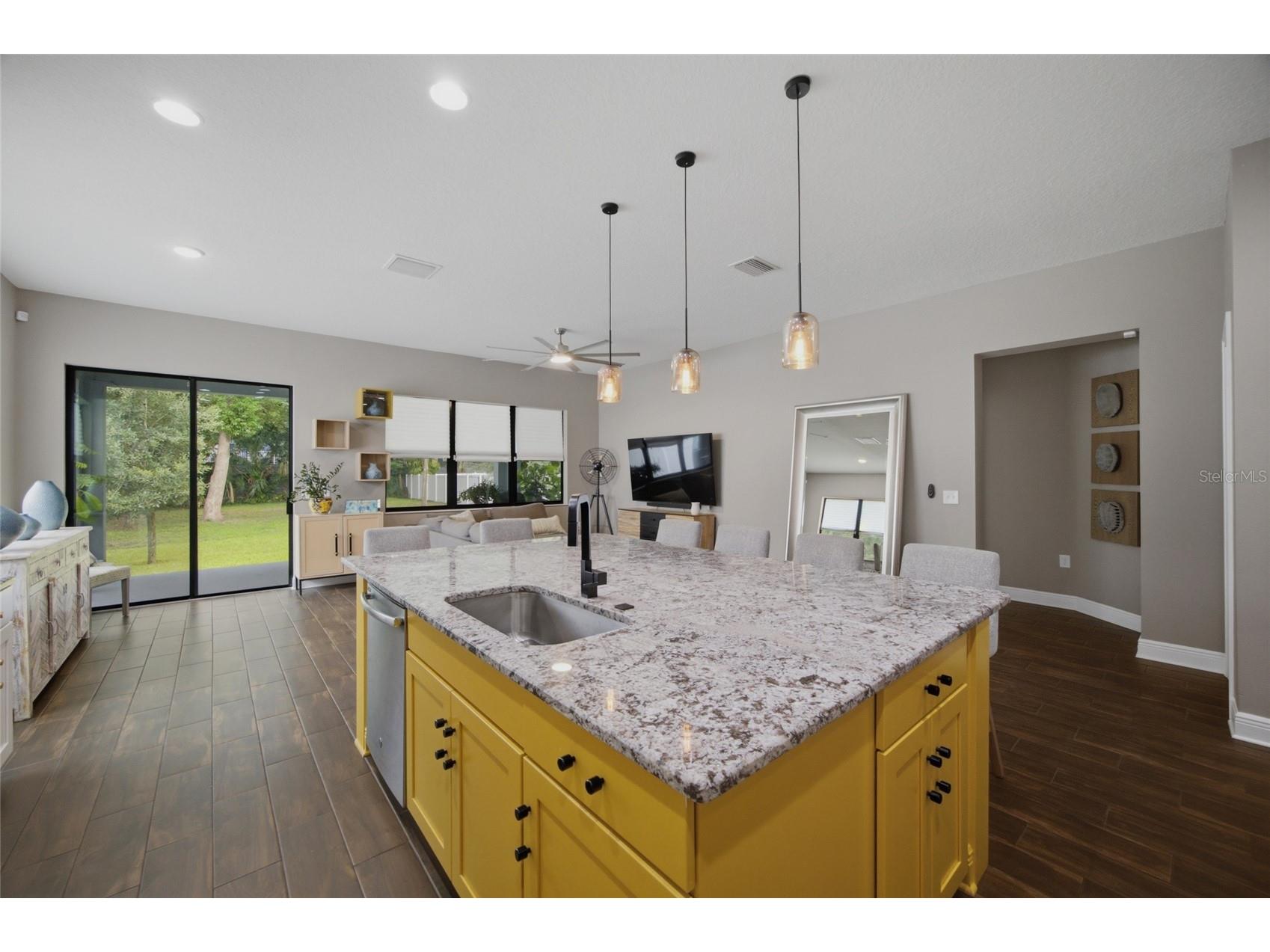 2516 W Curtis Street Tampa FL 33614 TB8529730 image12