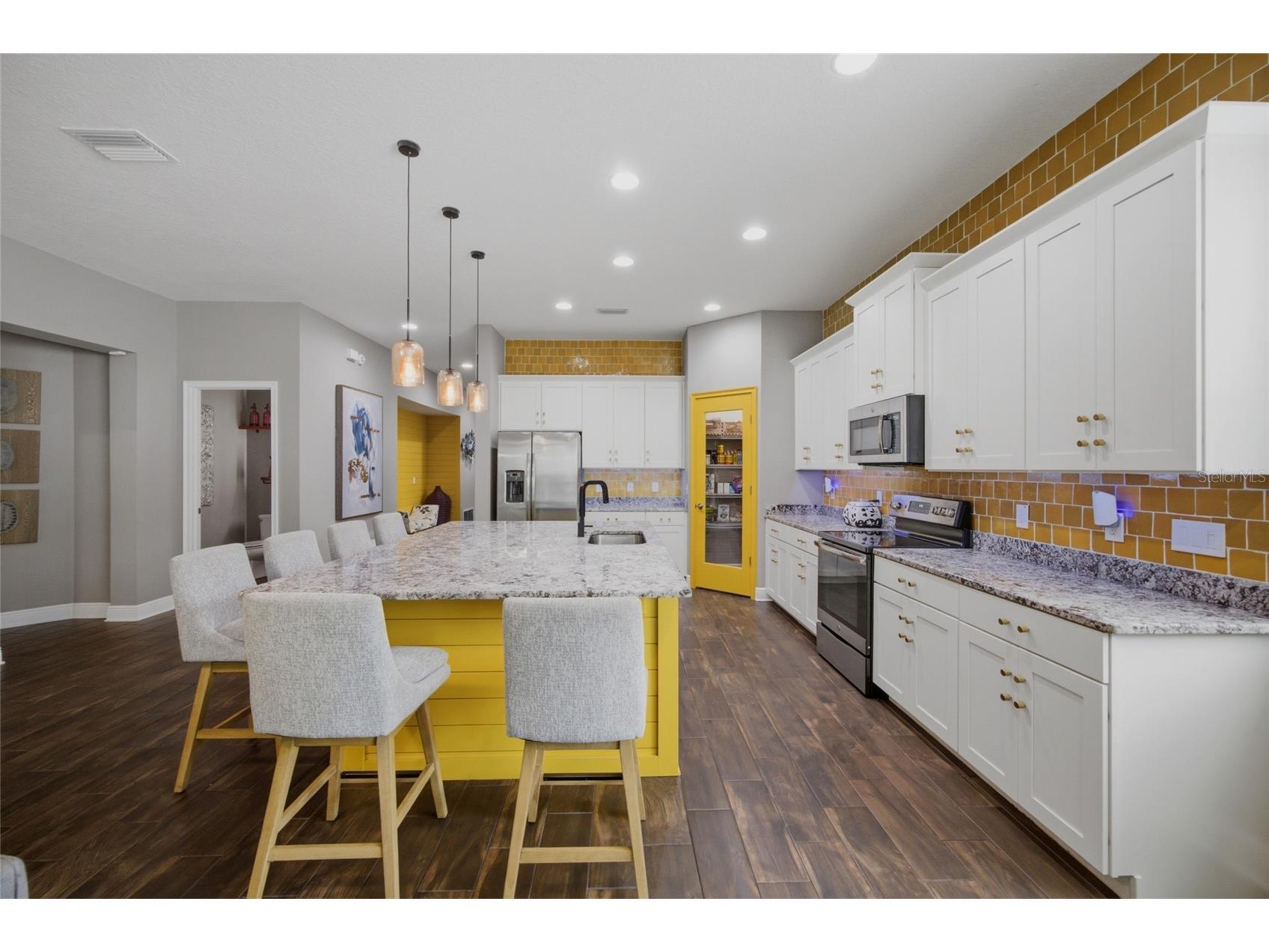 2516 W Curtis Street Tampa FL 33614 TB8529730 image13