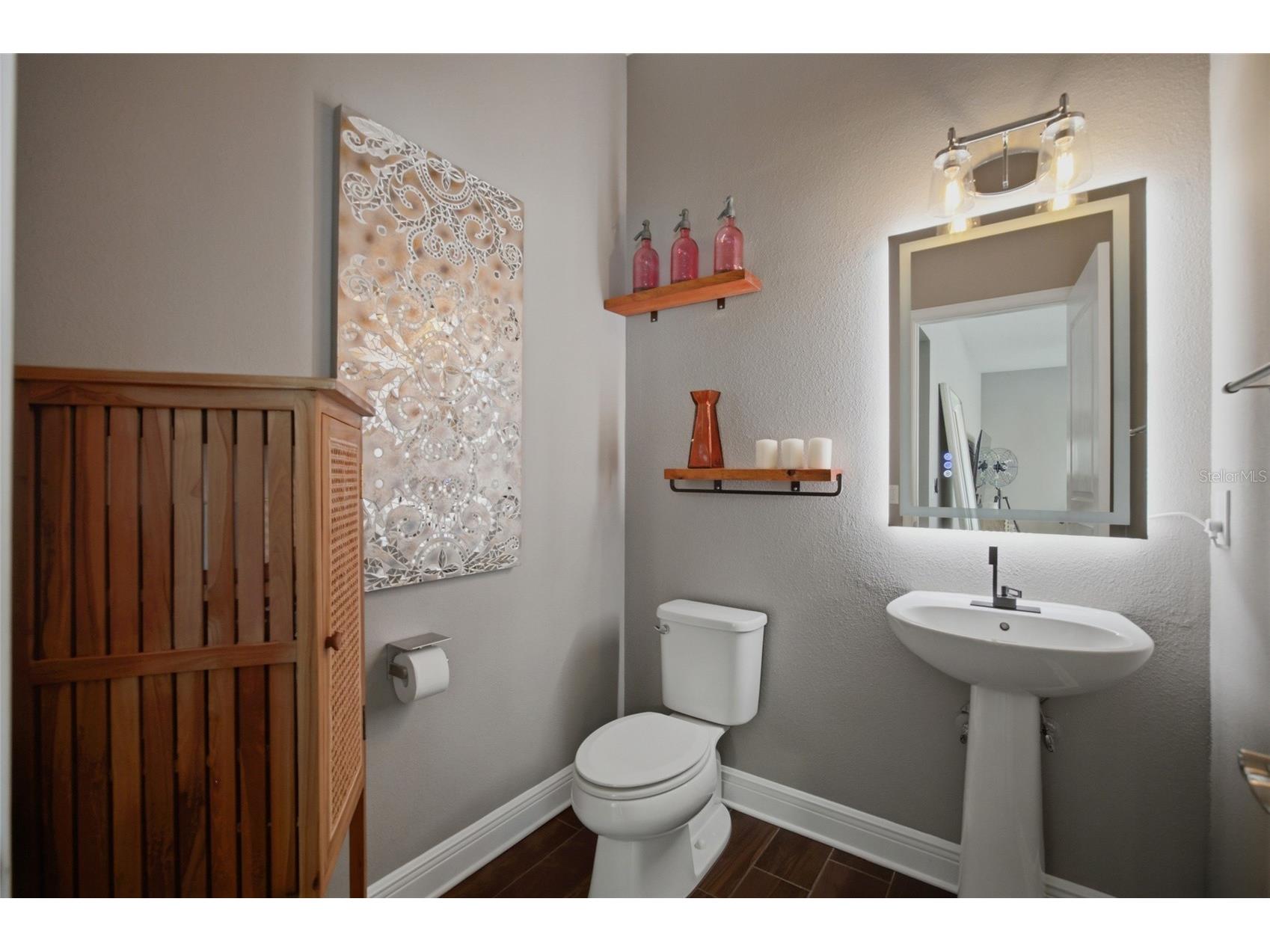 2516 W Curtis Street Tampa FL 33614 TB8529730 image17