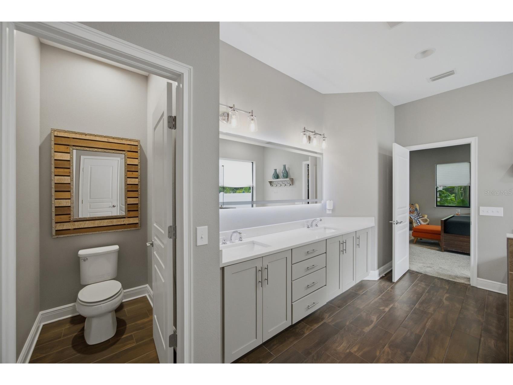 2516 W Curtis Street Tampa FL 33614 TB8529730 image21
