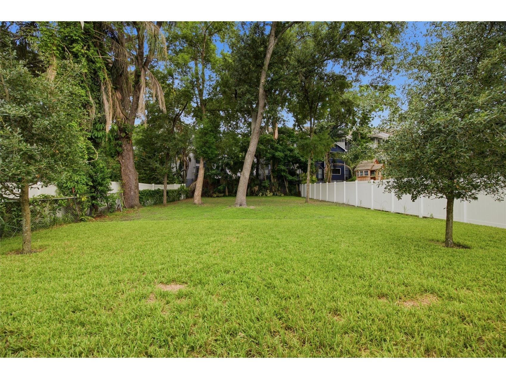 2516 W Curtis Street Tampa FL 33614 TB8529730 image37