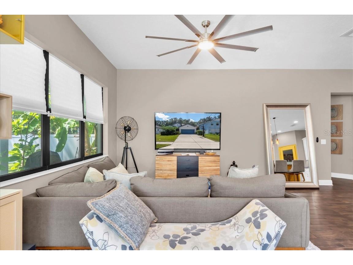 2516 W Curtis Street Tampa FL 33614 W7878641 image7