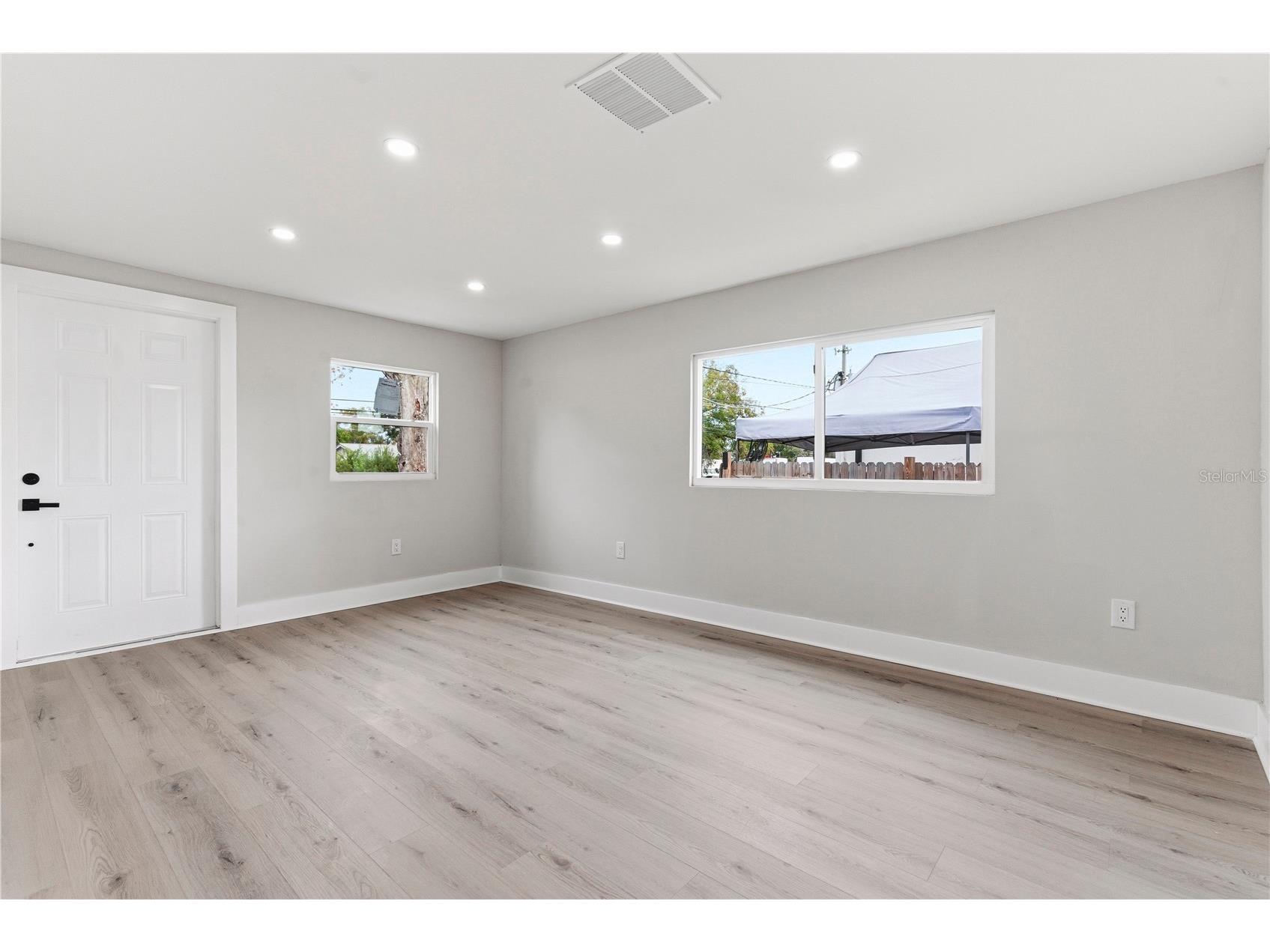 2516 W Kirby Street Tampa FL 33614 C7518779 image7