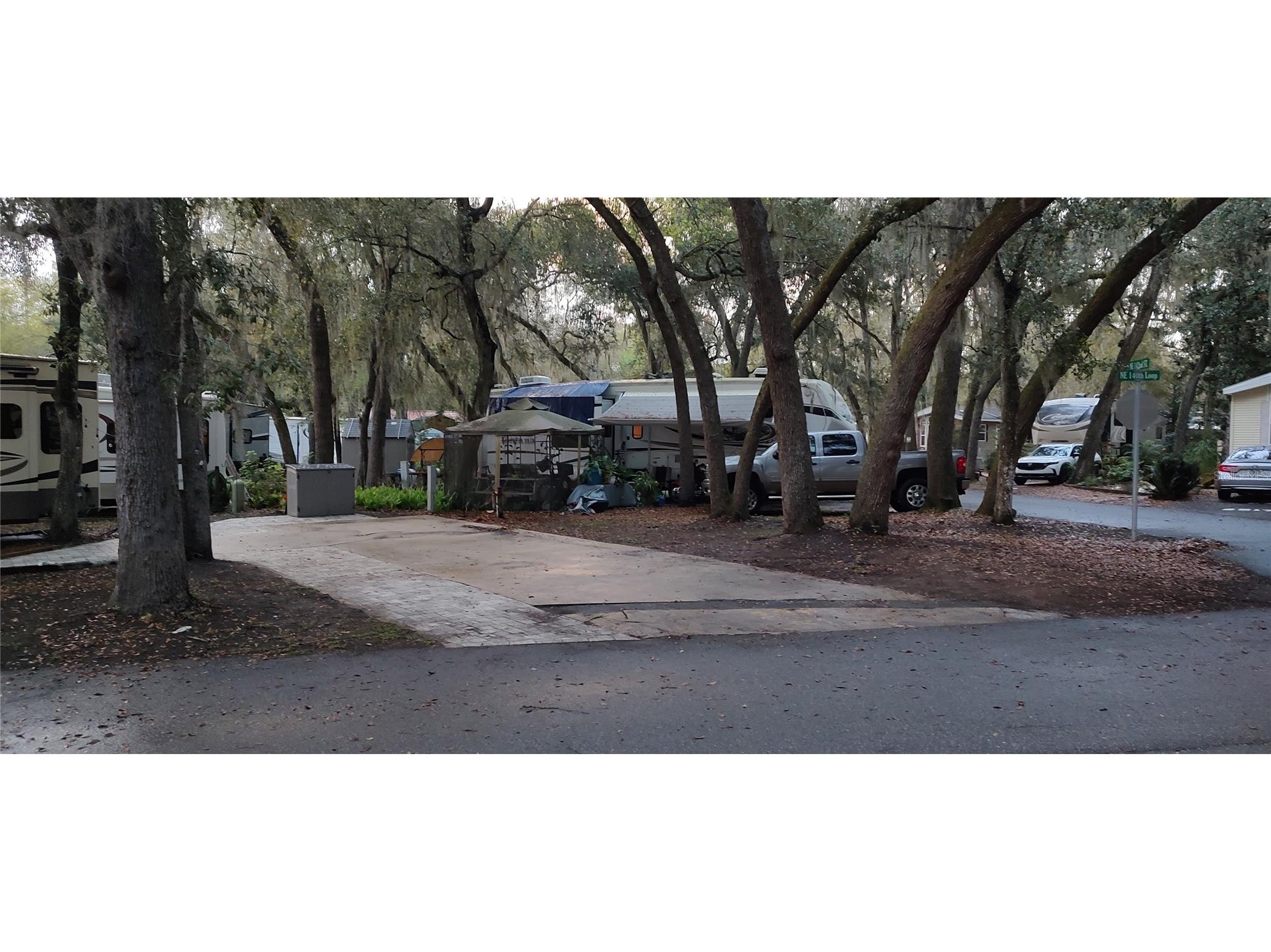 25160 140th Loop NE Salt Springs FL 32134 - LITTLE LAKE KERR OM719709 image2