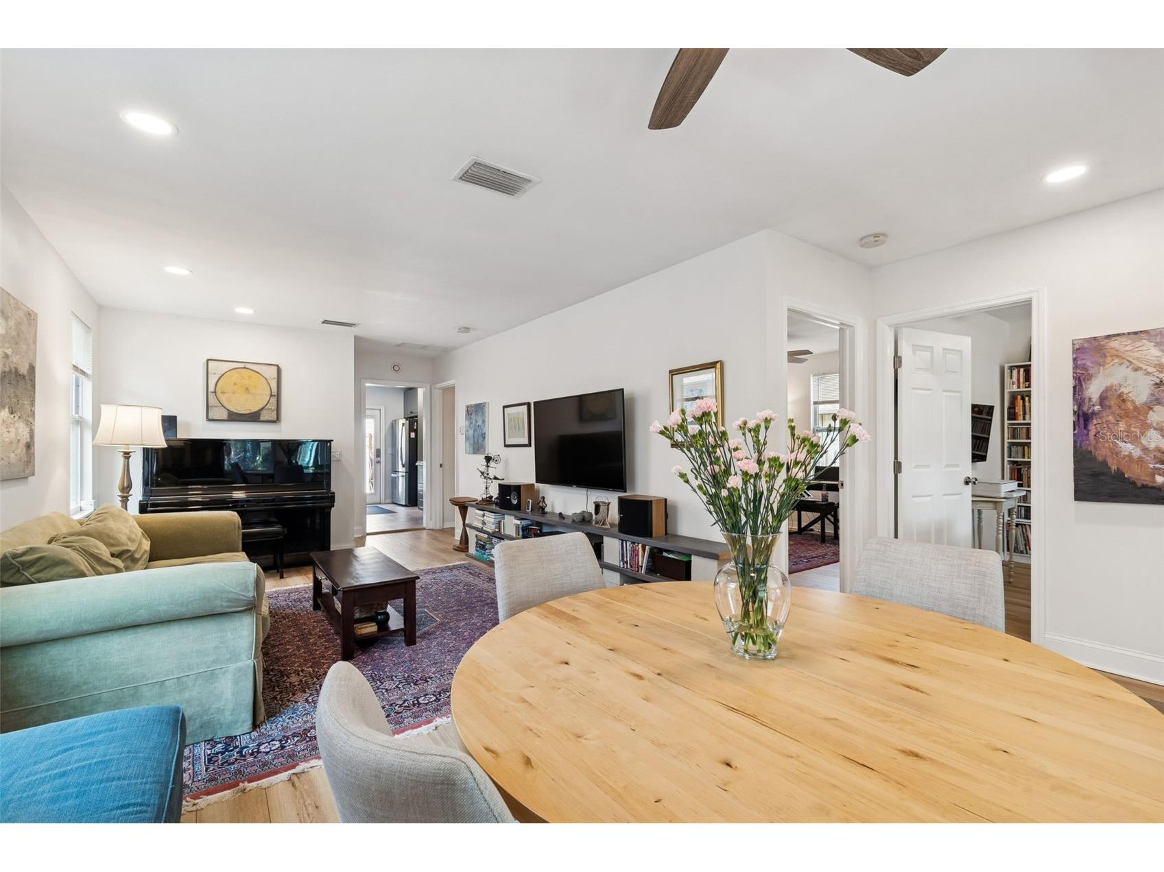 2517 3rd Avenue N Saint Petersburg FL 33713 TB8473368 image11
