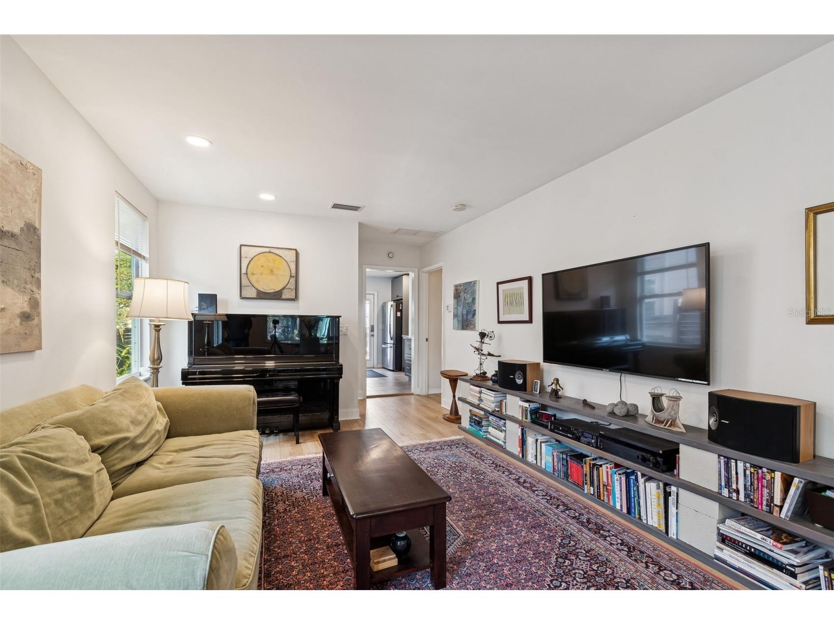 2517 3rd Avenue N Saint Petersburg FL 33713 TB8473368 image13