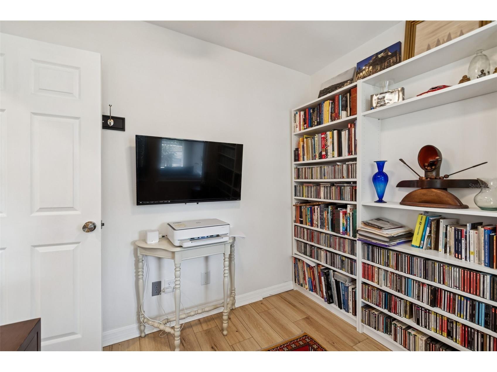 2517 3rd Avenue N Saint Petersburg FL 33713 TB8473368 image16