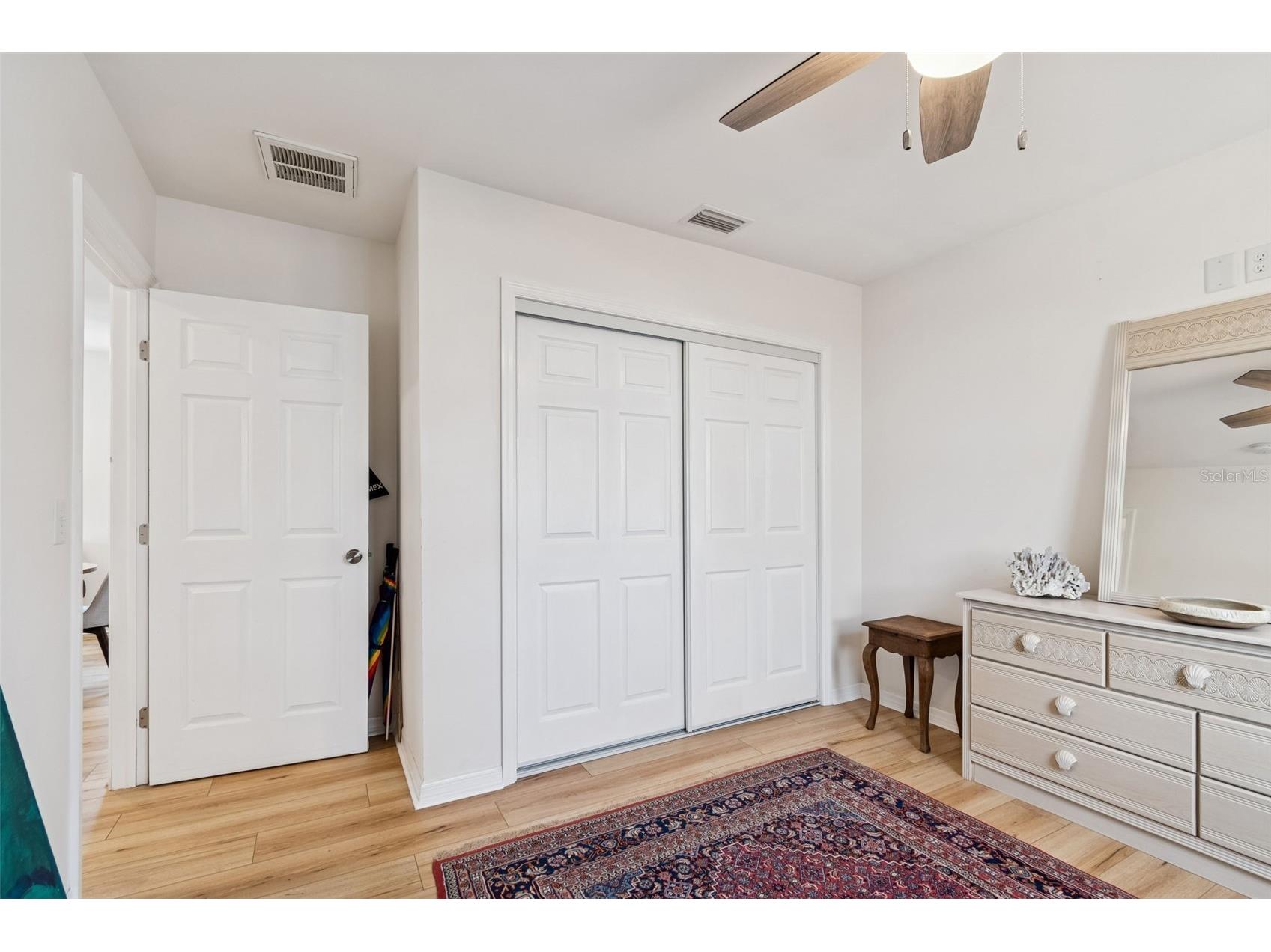 2517 3rd Avenue N Saint Petersburg FL 33713 TB8473368 image19