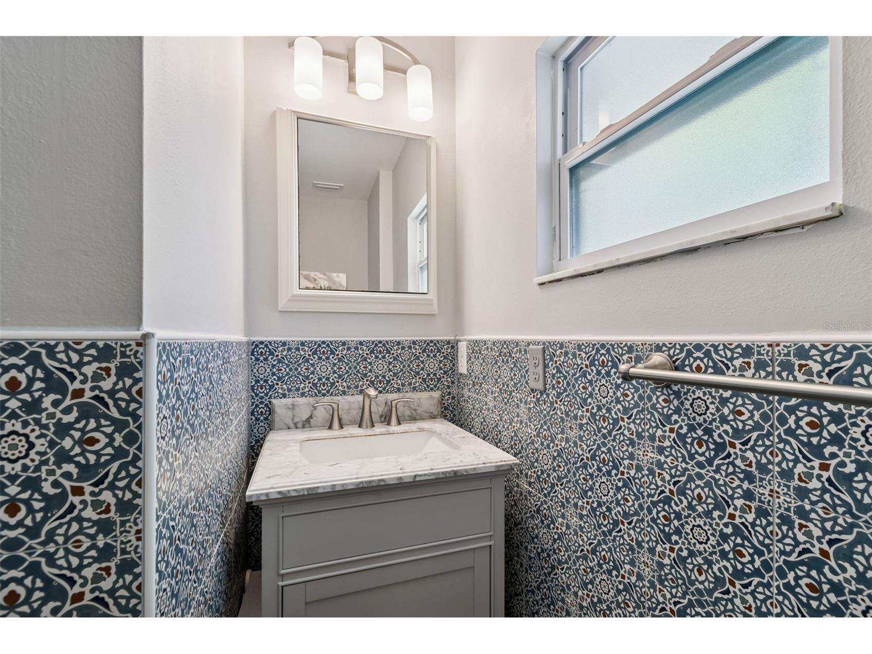 2517 3rd Avenue N Saint Petersburg FL 33713 TB8473368 image25