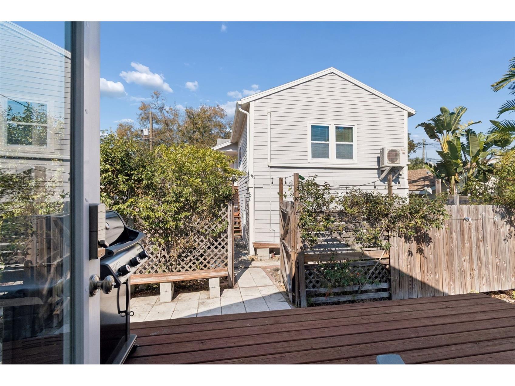 2517 3rd Avenue N Saint Petersburg FL 33713 TB8473368 image32