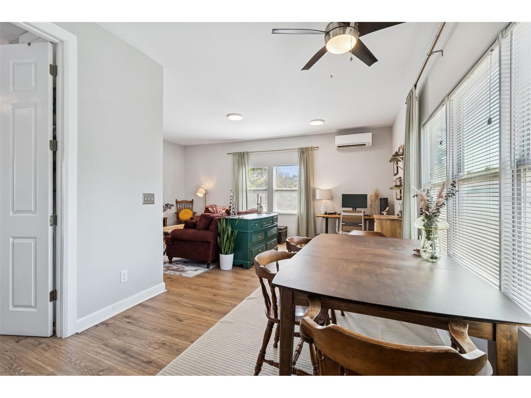 2517 3rd Avenue N Saint Petersburg FL 33713 TB8473368 image56