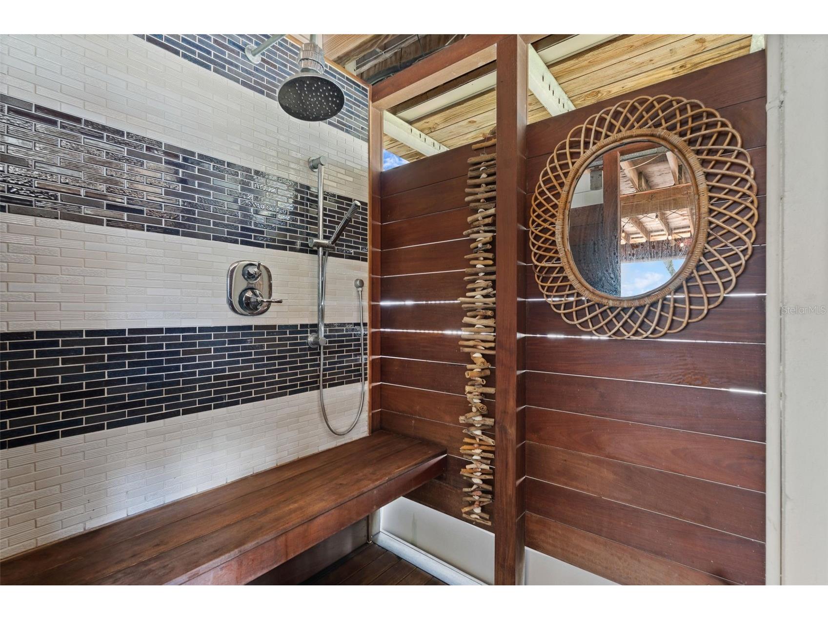 2517 Avenue C Bradenton Beach FL 34217 A4694642 image36