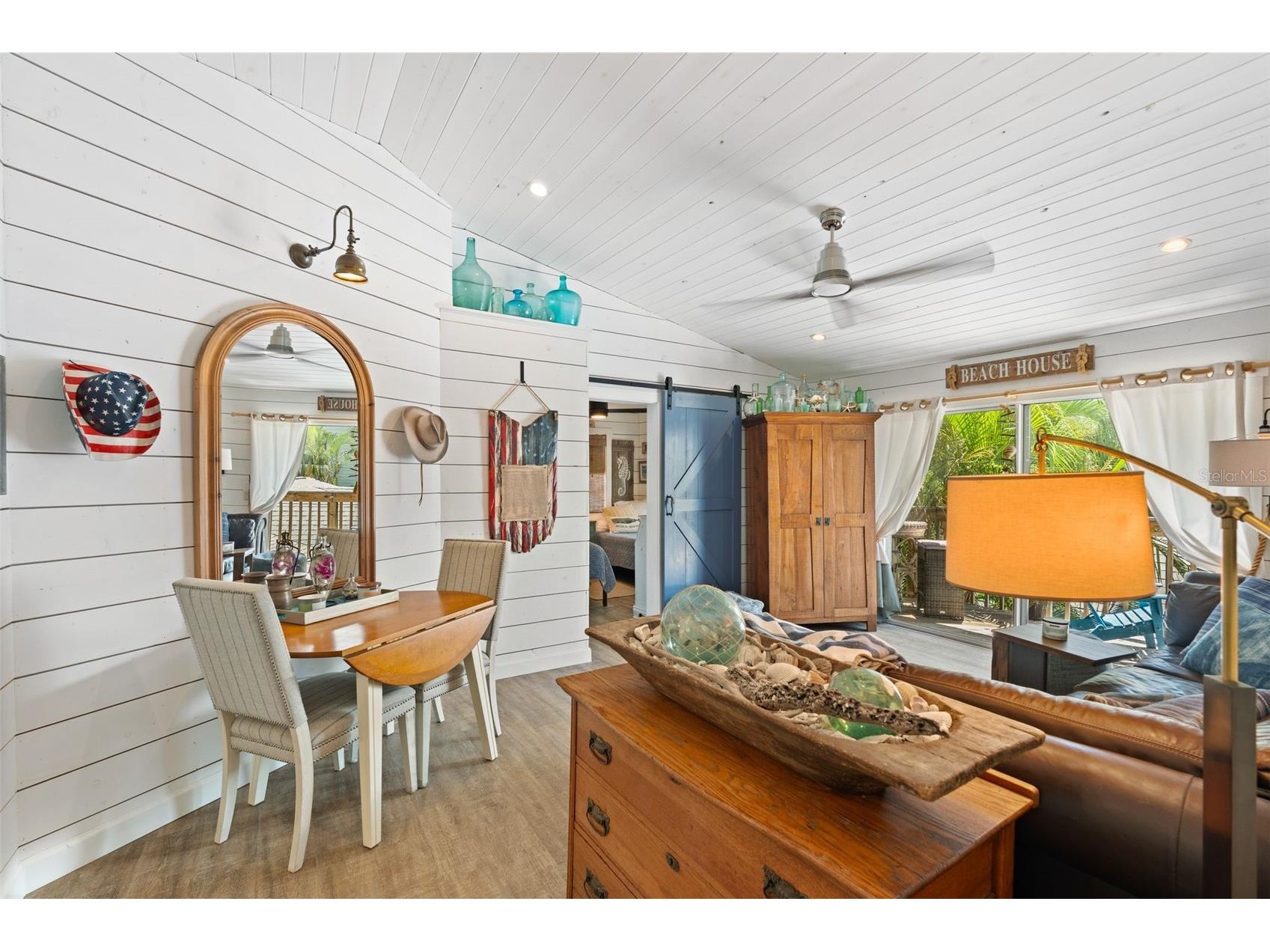 2517 Avenue C Bradenton Beach FL 34217 A4694642 image38
