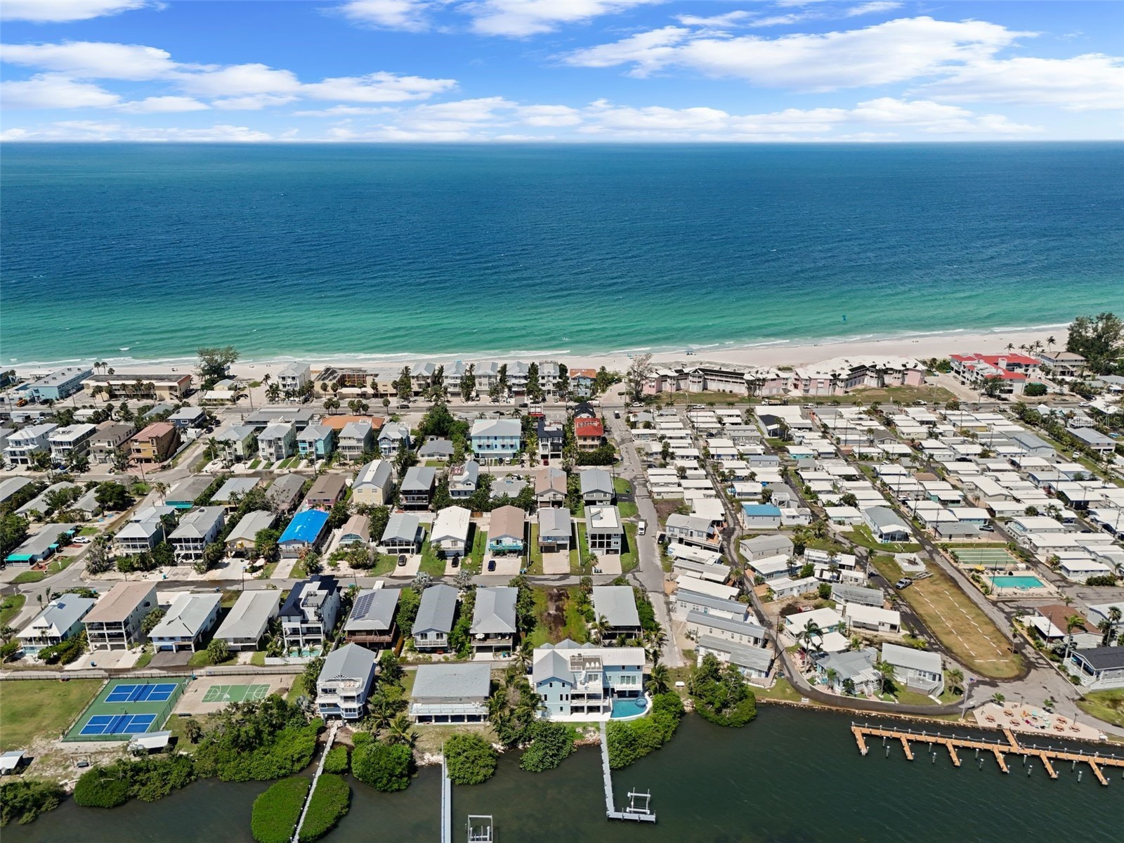 2517 Avenue C Bradenton Beach FL 34217 A4694642 image58