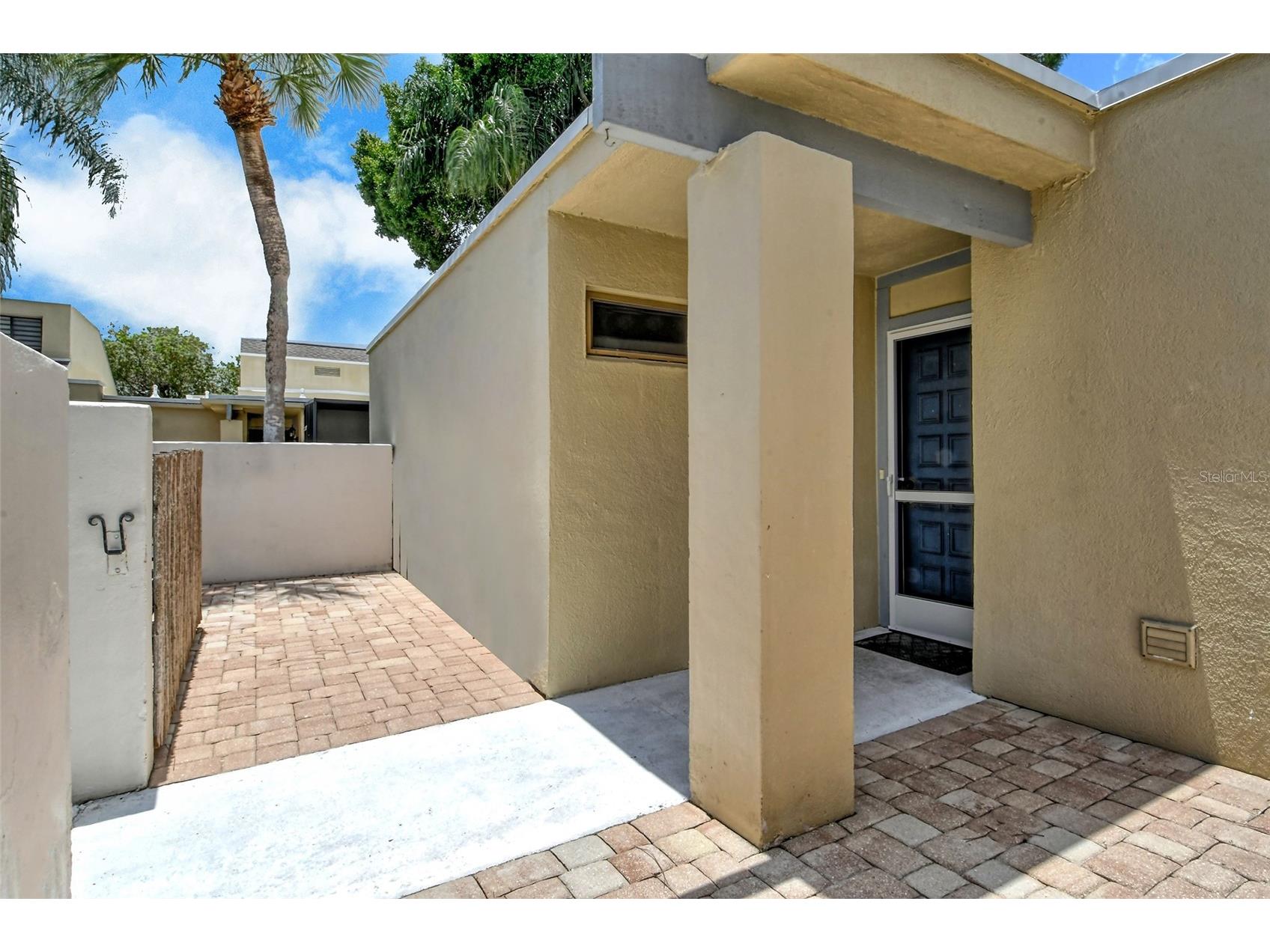 2517 Glebe Farm Close #H-2 Sarasota FL 34235 A4695853 image25