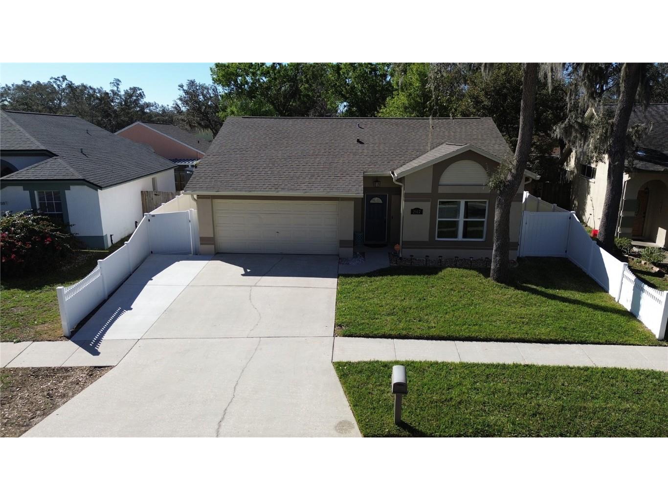 2517 Gotham Way Valrico FL 33596 TB8354354 image1