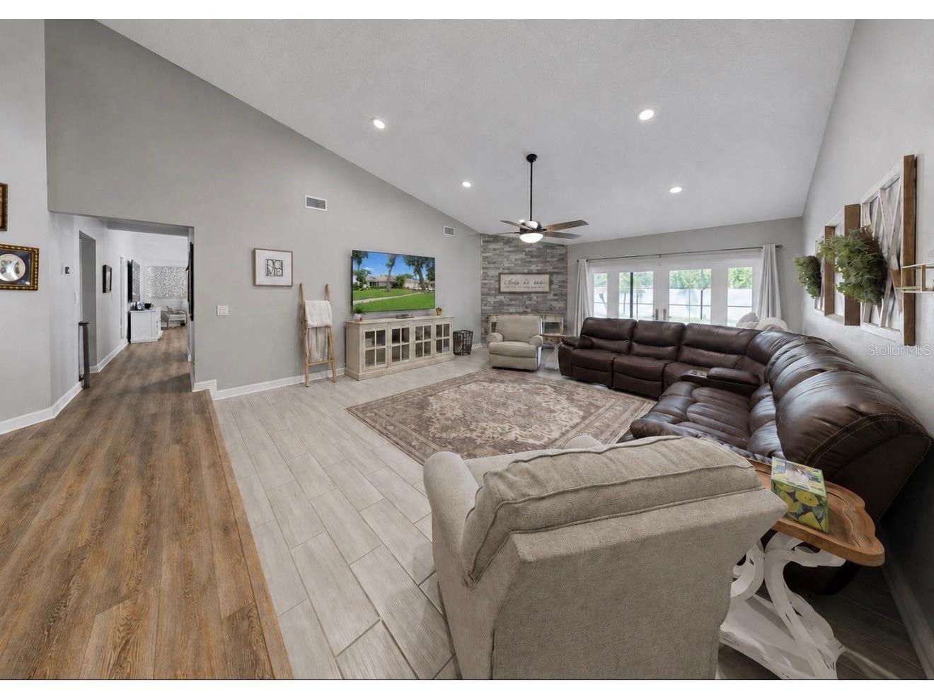 2517 Mason Oaks Drive Valrico FL 33596 TB8527869 image25