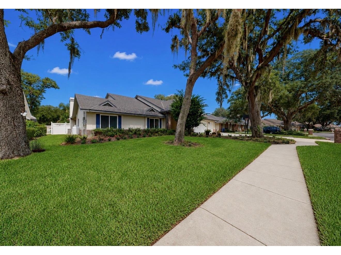 2517 Mason Oaks Drive Valrico FL 33596 TB8527869 image63