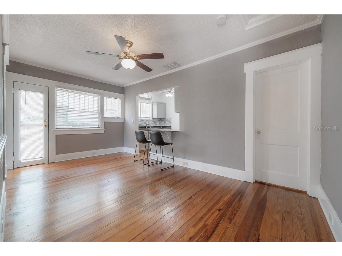 2517 Oakdale St S Saint Petersburg FL 33705 TB8439763 image11