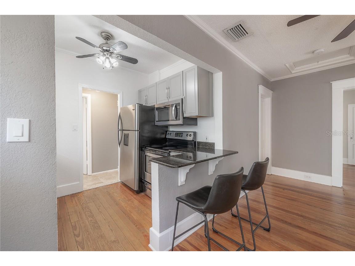 2517 Oakdale St S Saint Petersburg FL 33705 TB8439763 image14