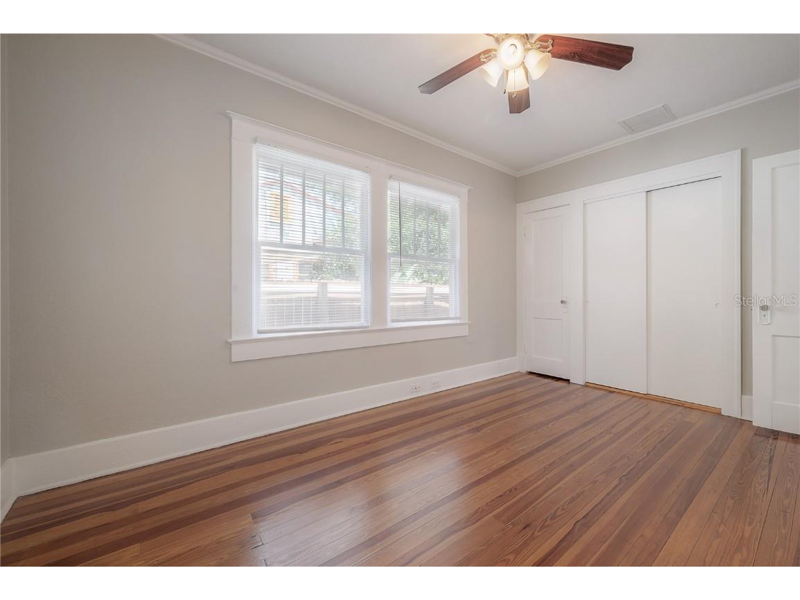 2517 Oakdale St S Saint Petersburg FL 33705 TB8439763 image20