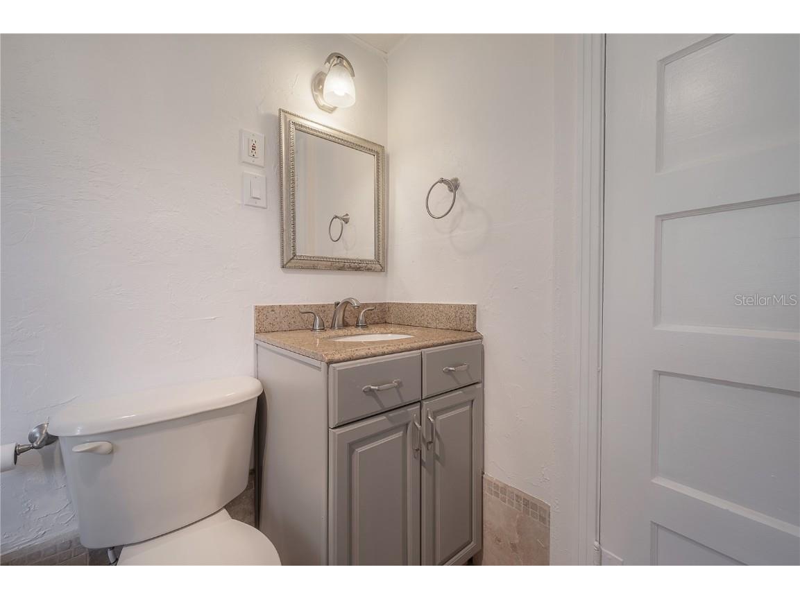 2517 Oakdale St S Saint Petersburg FL 33705 TB8439763 image28