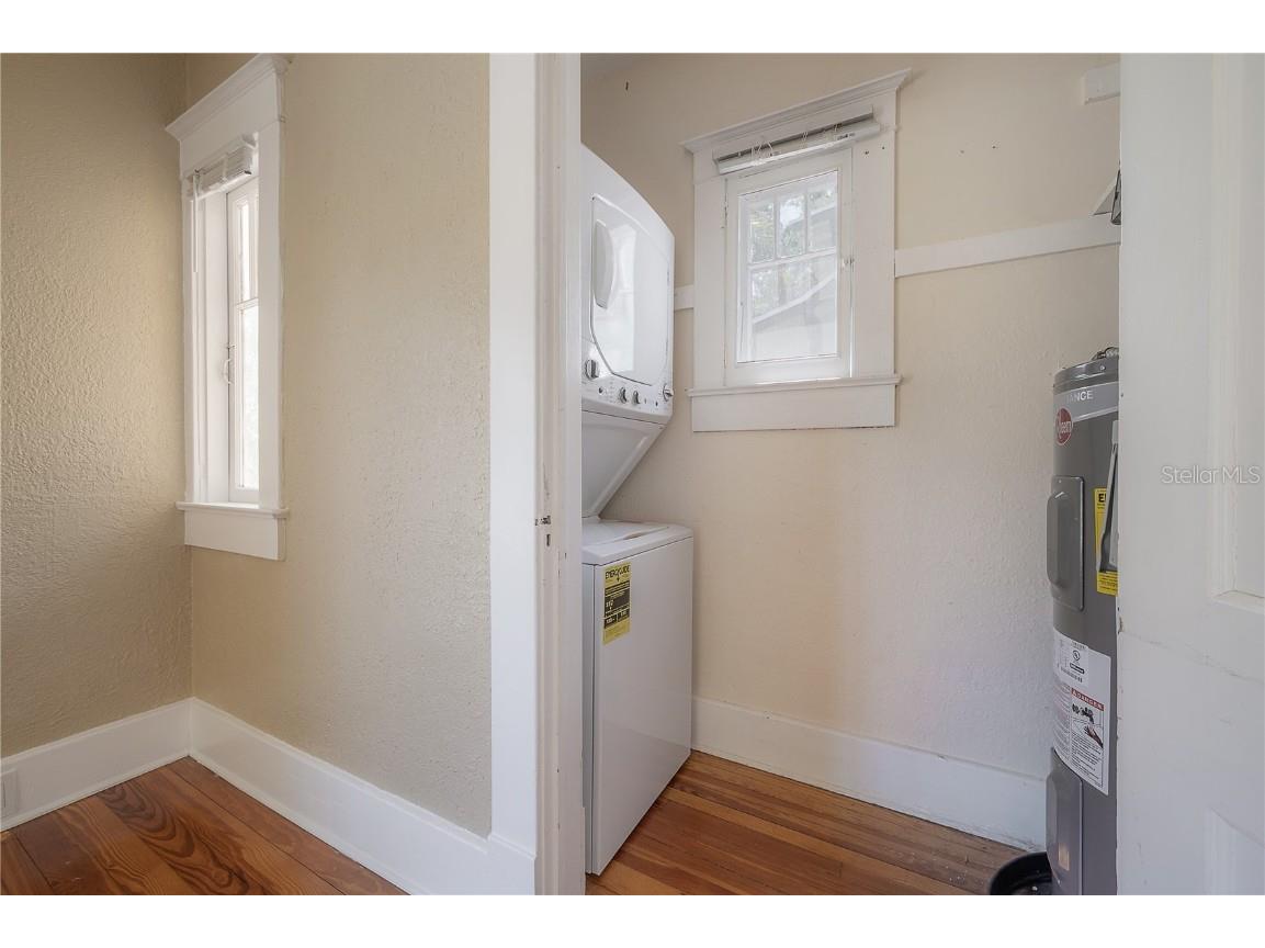 2517 Oakdale St S Saint Petersburg FL 33705 TB8439763 image31