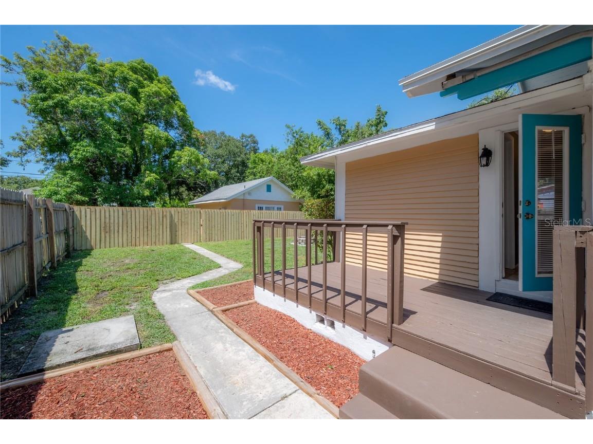 2517 Oakdale St S Saint Petersburg FL 33705 TB8439763 image32