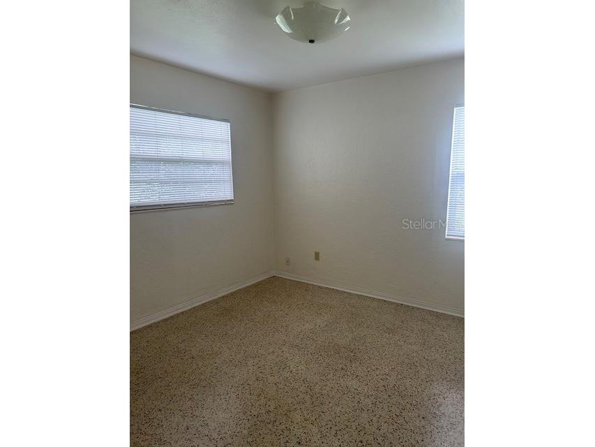 2518 40th Avenue N Saint Petersburg FL 33710 TB8486364 image12