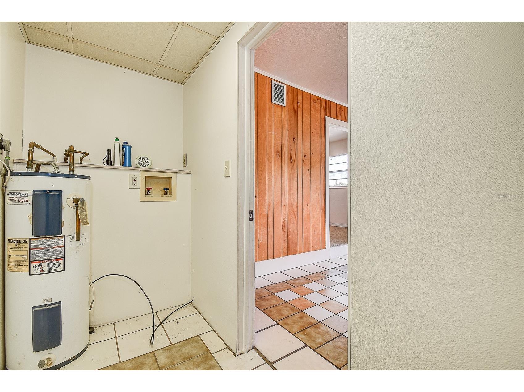 2518 40th Avenue N Saint Petersburg FL 33710 TB8486364 image24