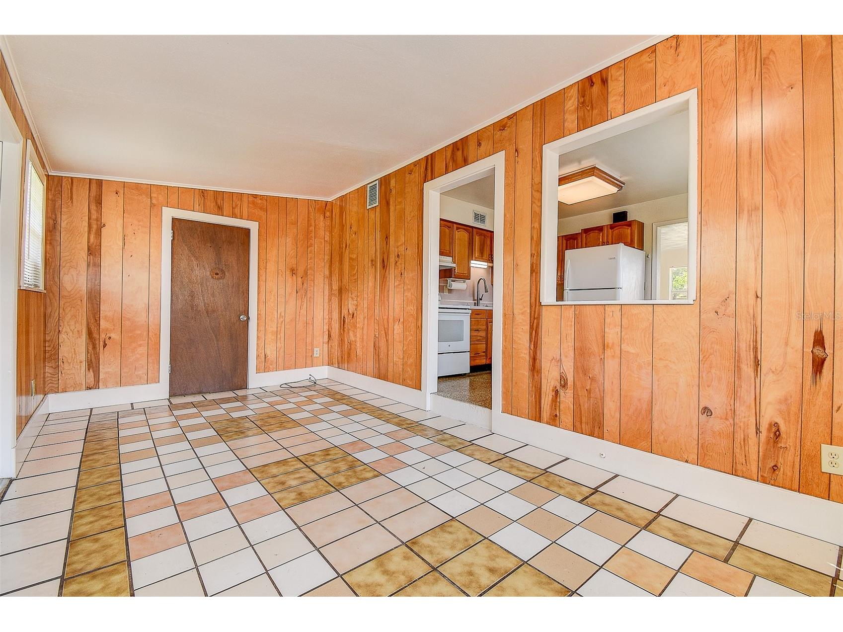 2518 40th Avenue N Saint Petersburg FL 33710 TB8486364 image25