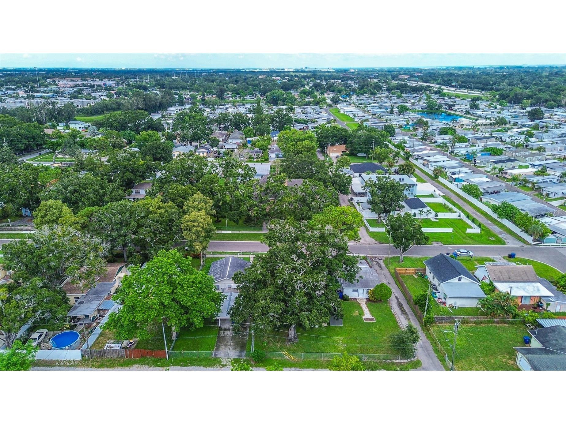 2518 40th Avenue N Saint Petersburg FL 33710 TB8486364 image54