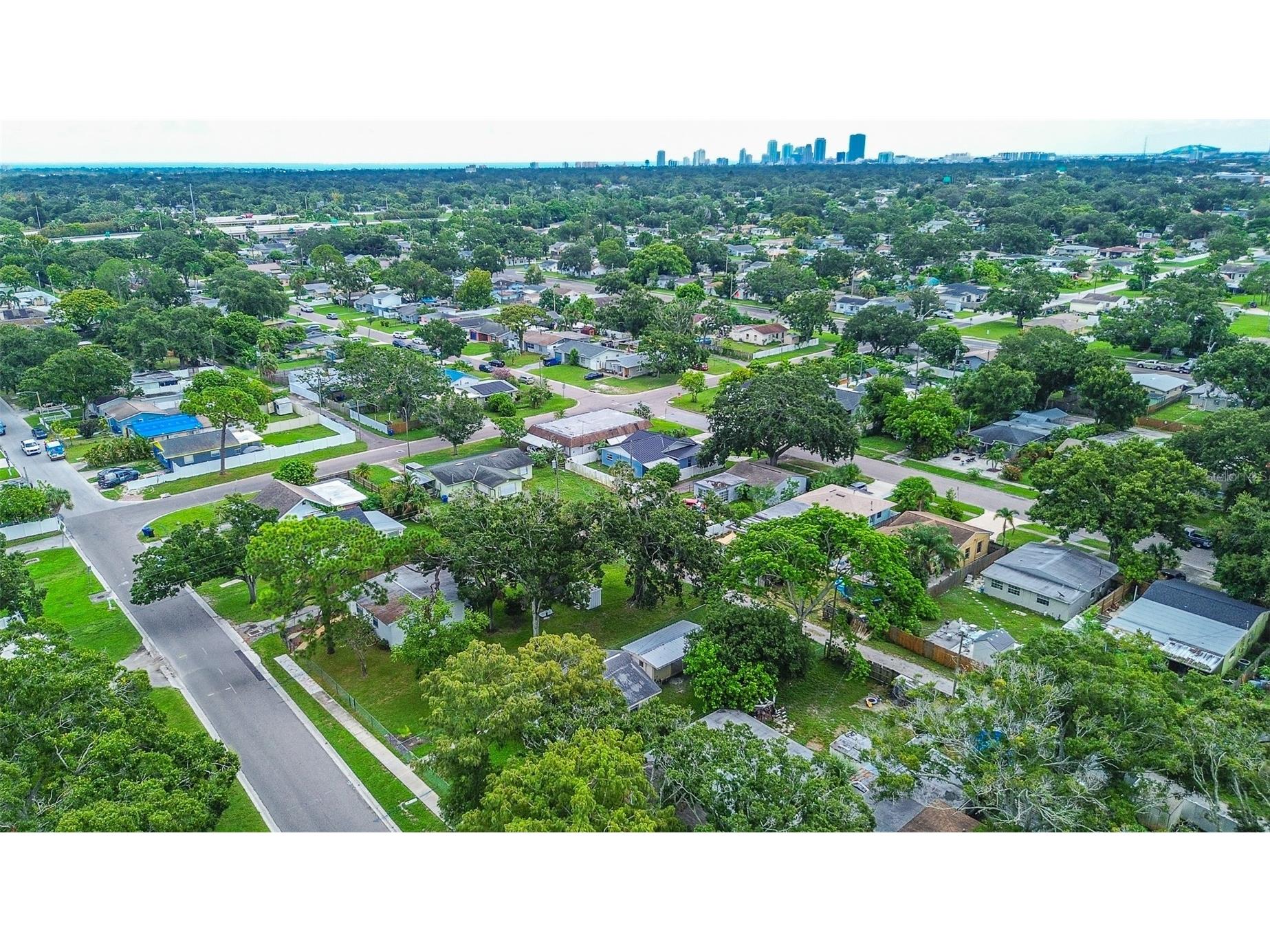2518 40th Avenue N Saint Petersburg FL 33710 TB8486364 image57